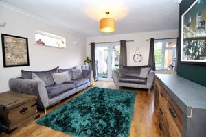 Living Room- click for photo gallery